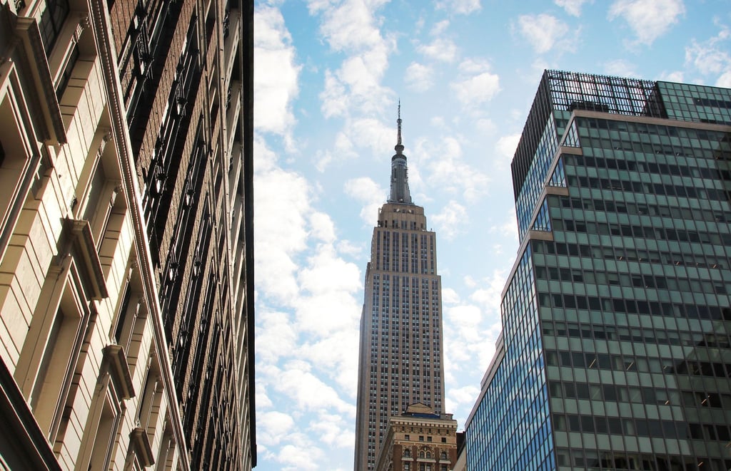Das Empire State Building gehört zu den ältesten, höchsten und beliebtesten Wolkenkratzern New Yorks. 86 Stockwerke und 1576 Stufen gilt es beim jährlichen Treppenlauf zu bezwingen.