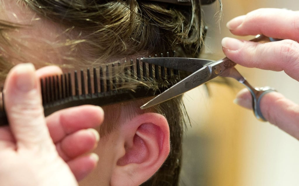 Beim Friseurtermin benötigt man einen Test