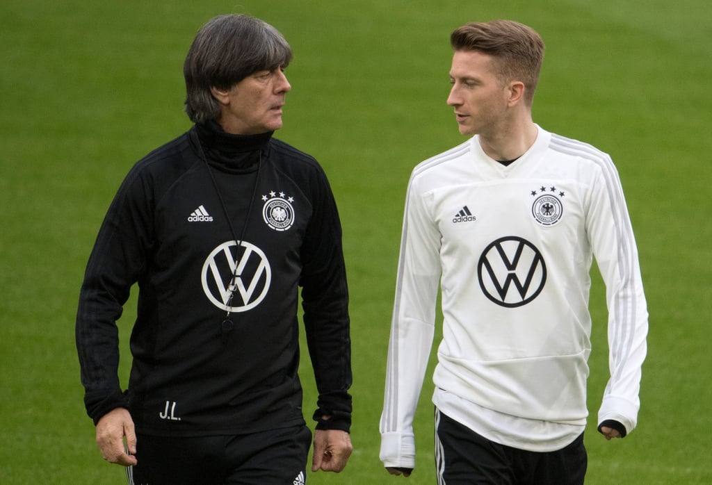 Marco Reus (r) verzichtet nach Rücksprache mit Joachim Löw auf die EM.