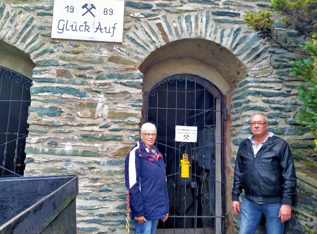 Wegen der Corona-Notbremse muss das Schaubergwerk Büchenberg geschlossen bleiben. Annemarie Müller und Ralf Melzer von den Bergbaufreunden Elbingerode hoffen, dass bald wieder Besucher unter Tage dürfen.