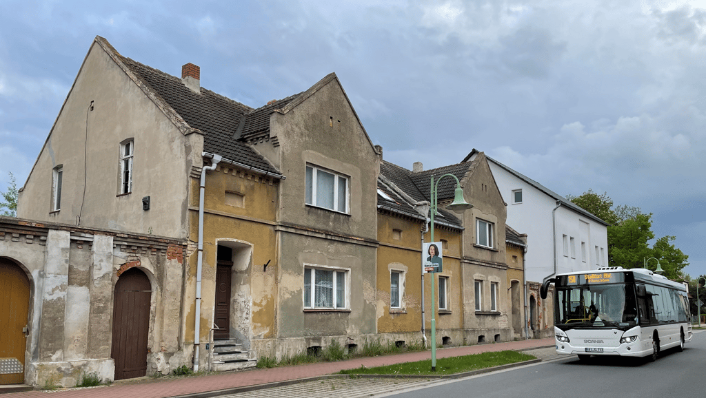 Ein tristes Bild geben viele leerstehende Mietshäuser in Hecklingen ab.