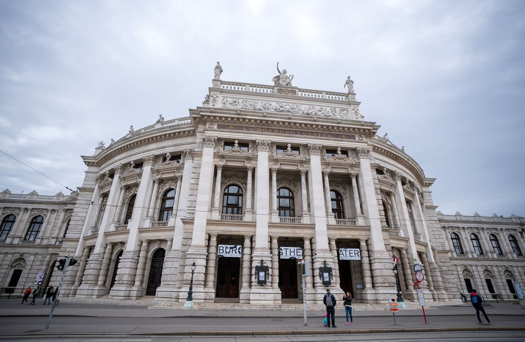 Acht Premieren sind allein am Burgtheater geplant.