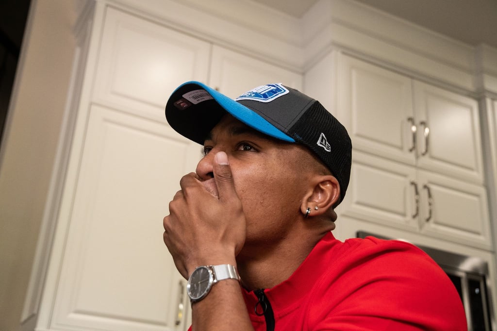 Amon-Ra St. Brown muss sich unmittelbar nach der Auswahl im Draft durch die Detroit Lions erst sammeln.