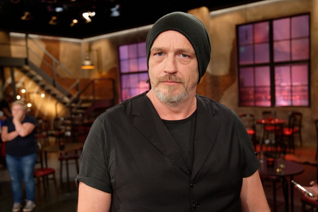 Der Komiker Torsten Sträter nach eine Aufzeichnung im Studio.