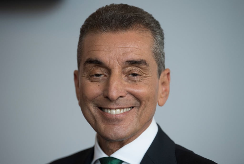 Der Moderator Michel Friedman talkt in seiner neuen Sendung „Open End“ so lange, bis der Letzte geht oder er selbst keine Lust mehr hat.