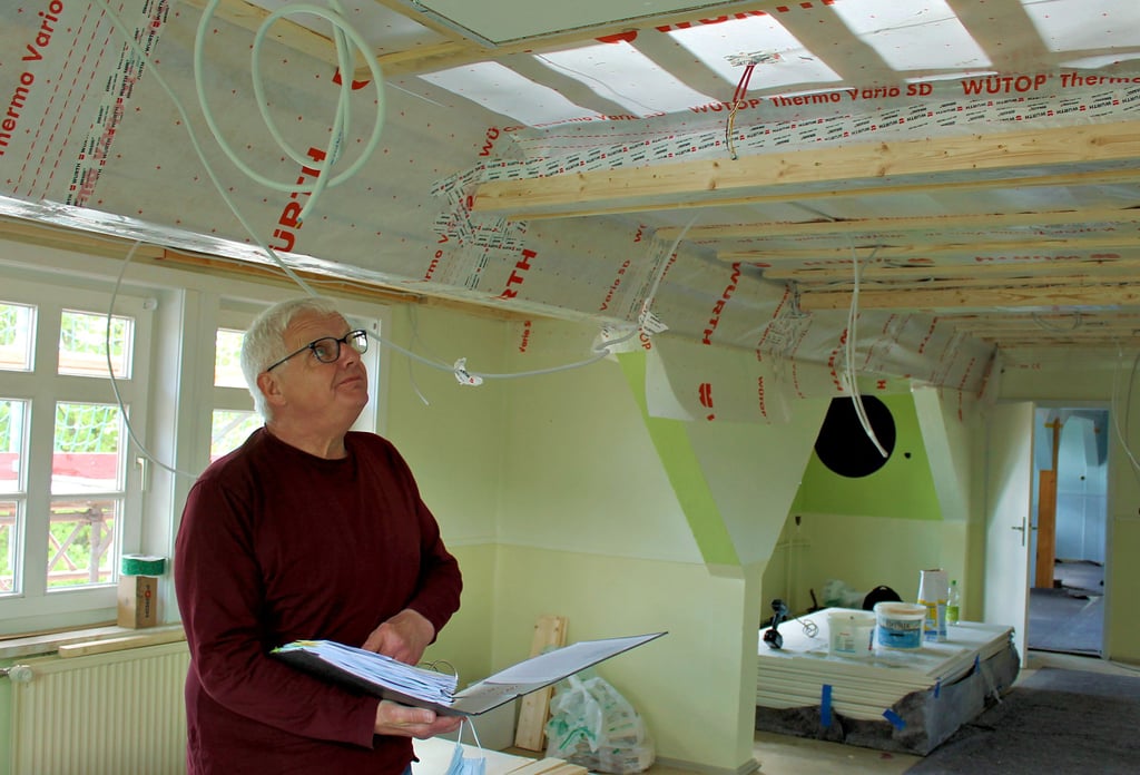 Jost Freystein aus dem Bauamt der Nordharzer Gemeindeverwaltung koordiniert und kontrolliert die Arbeiten in der Tagesstätte in Langeln. Er würdigte die gute Zusammenarbeit mit den am Vorhaben beteiligten Handwerksfirmen der Region.