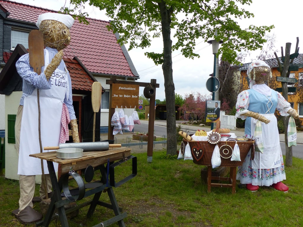 In diesem Jahr ist das Motto der Lostauer Strohpuppen das Bäckerhandwerk.