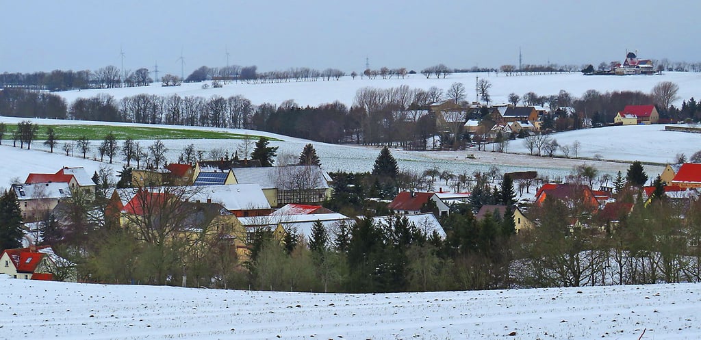 Blick über Würchwitz und das Schnaudertal: Als sich der Doppelmord am 23. Februar 1941 ereignete, bedeckte ebenfalls Schnee die Landschaft.
