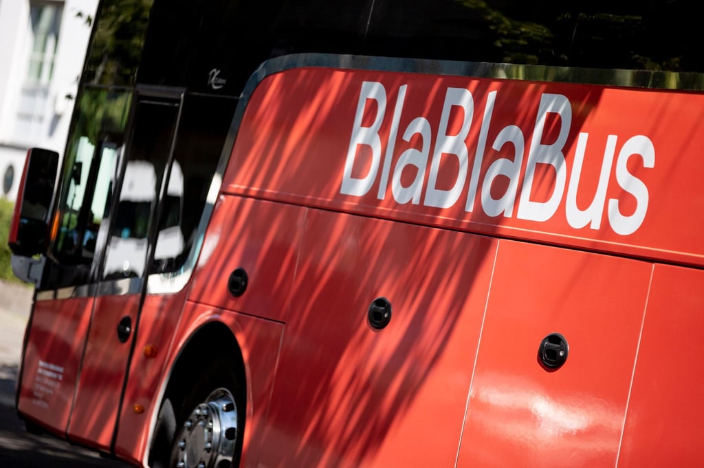 Unter dem neuen Markennamen Blablacarbus will das Fernbus-Reiseunternehmen Blablabus ab dem 10. Juni wieder Fahrten anbieten.