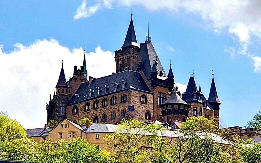 Wernigerodes Schloss ist künftig auch über eine Erlebnis-App zu besichtigen. Darin enthalten sind viele Informationen zu Museum und Service. Einen Besuch des Schlosses ersetzt die App aber nicht.