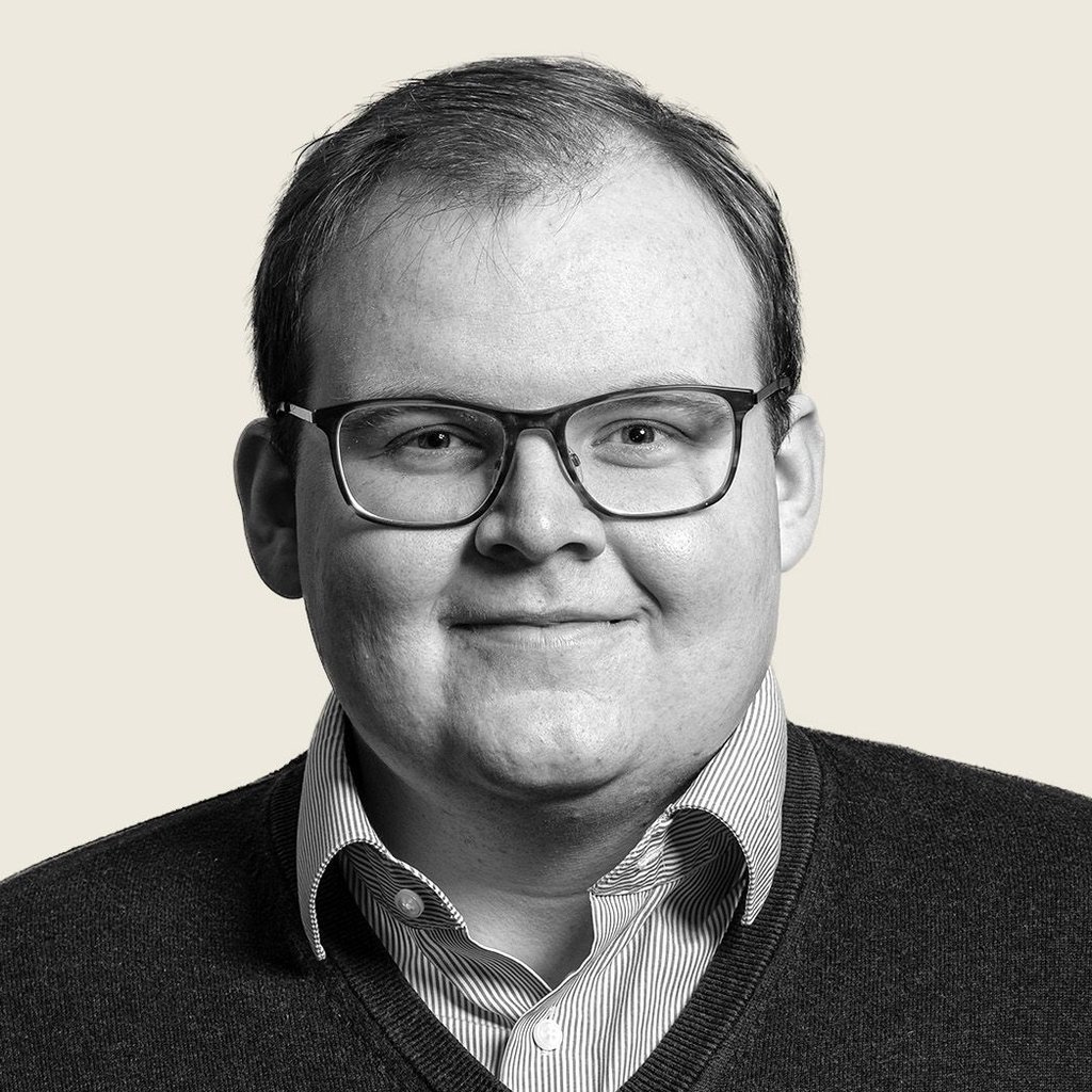 Markus Leßmann ist 23 Jahre alt • lebt wieder in  seinem Geburtsort Darlingerode •  ist ledig und kinderlos • interessiert sich für Luft- und Raumfahrttechnik    • um sich politisch zu engagieren, verpasst er  auch mal private Termine • sitzt dem FDP-Kreisverband vor