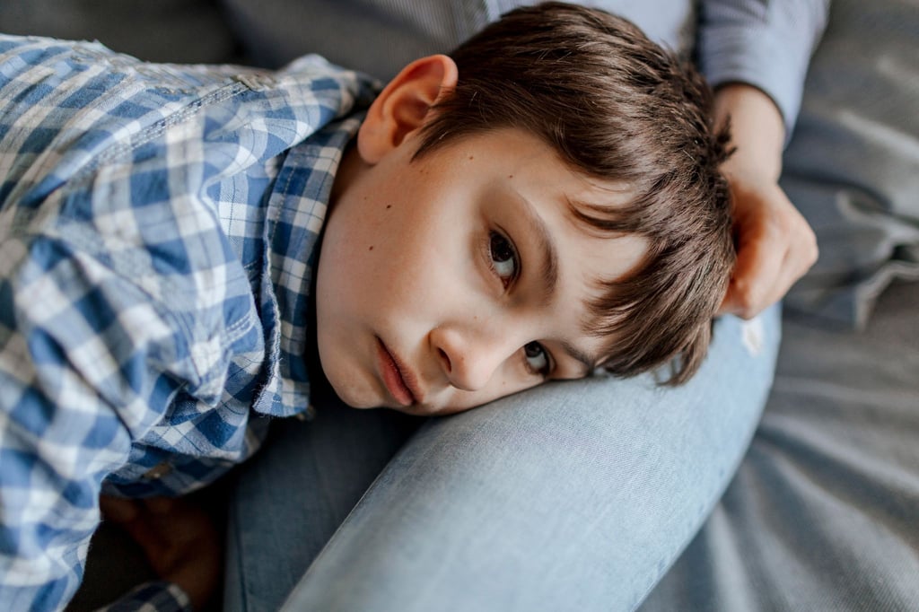 Von einer wichtigen Entscheidung betroffen sein, aber nicht mitbestimmen dürfen - das verursacht ein bohrendes Gefühl der Ohnmacht, auch bei Kindern. Eltern sollten die Reaktion gelassen aushalten.