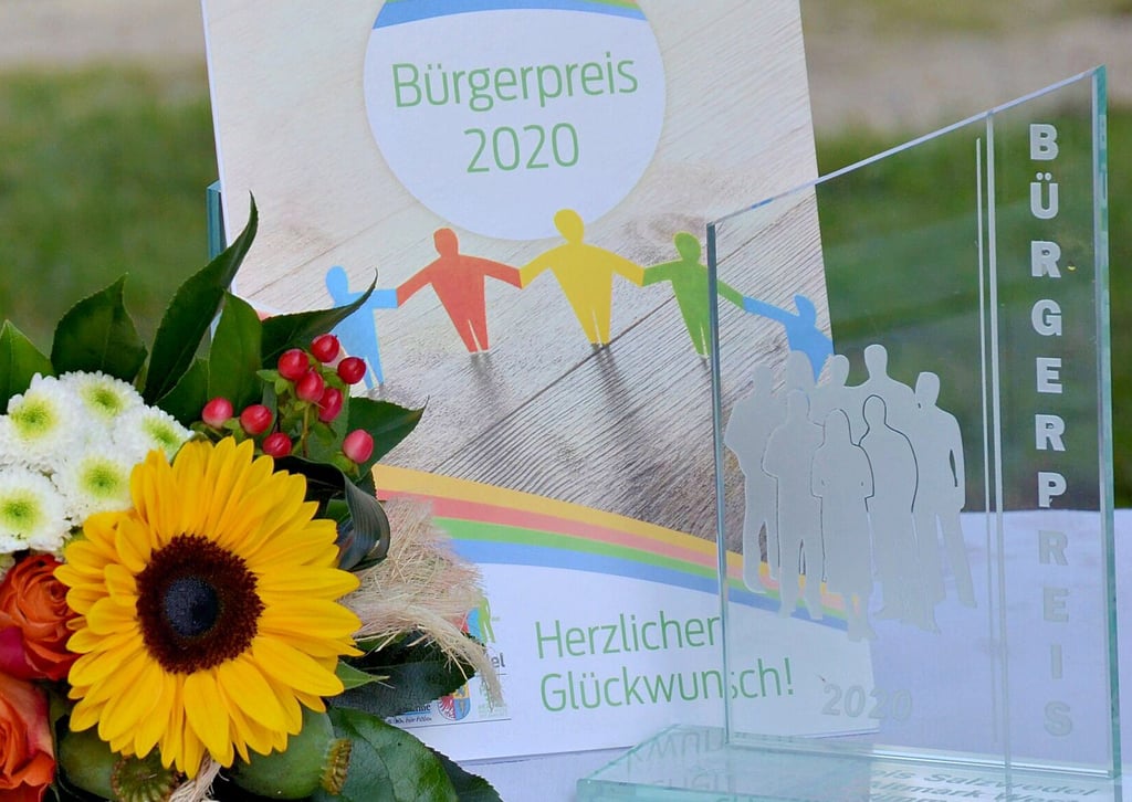 Der Bürgerpreispokal 2021 wird in drei Kategorien vergeben. In den kommenden Wochen werden die
15 Kandidaten vorgestellt.