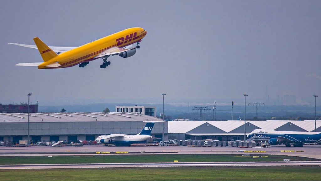 Am Flughafen Leipzig/Halle betreibt DHL sein größtes Frachtdrehkreuz. Anwohner klagen seit Jahren über die Belastung durch Lärm.