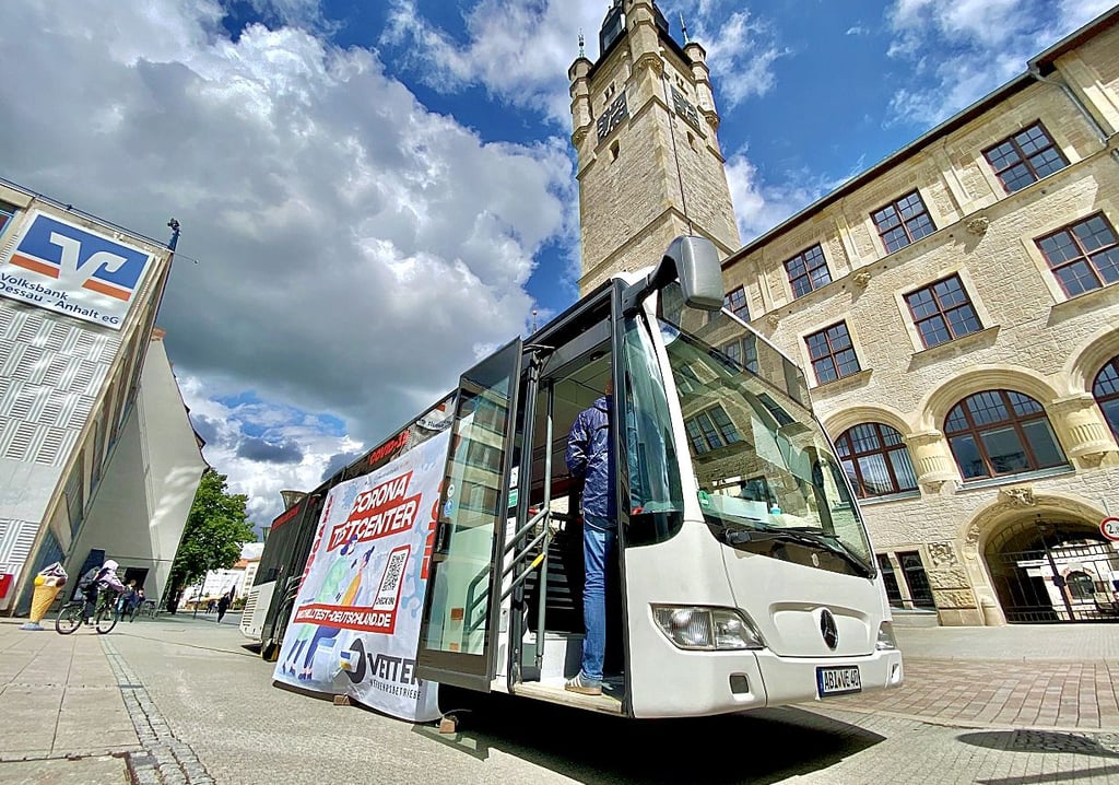 Corona-Tests waren auch am Sonntag in der Innenstadt möglich.