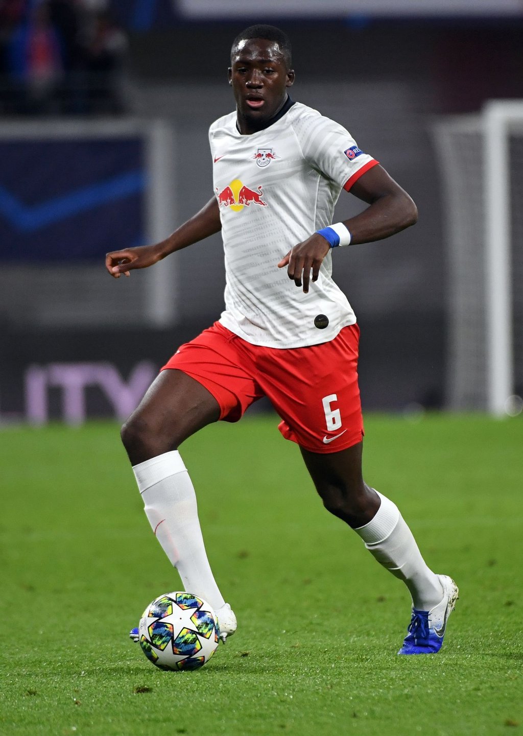 Steht vor einem Wechsel zum FC Liverpool: Ibrahima Konaté.