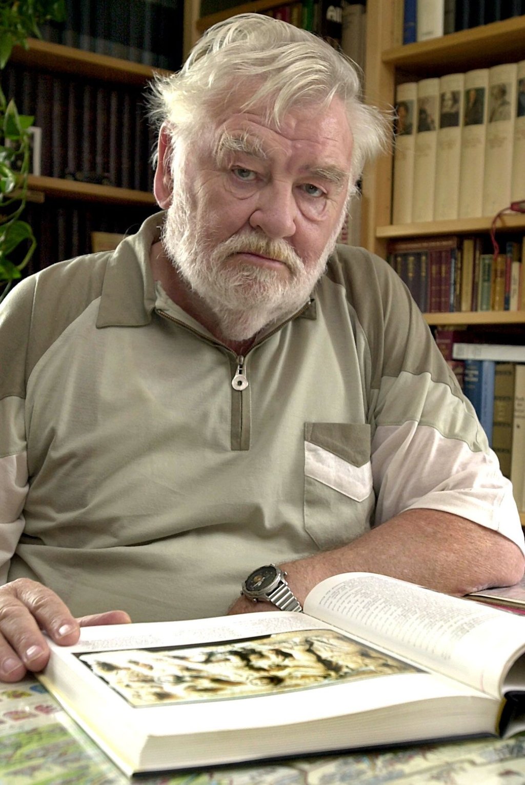 Nach dem Schönebecker Literaten Erik Neutsch soll ein Weg in Schönebeck benannt werden.
