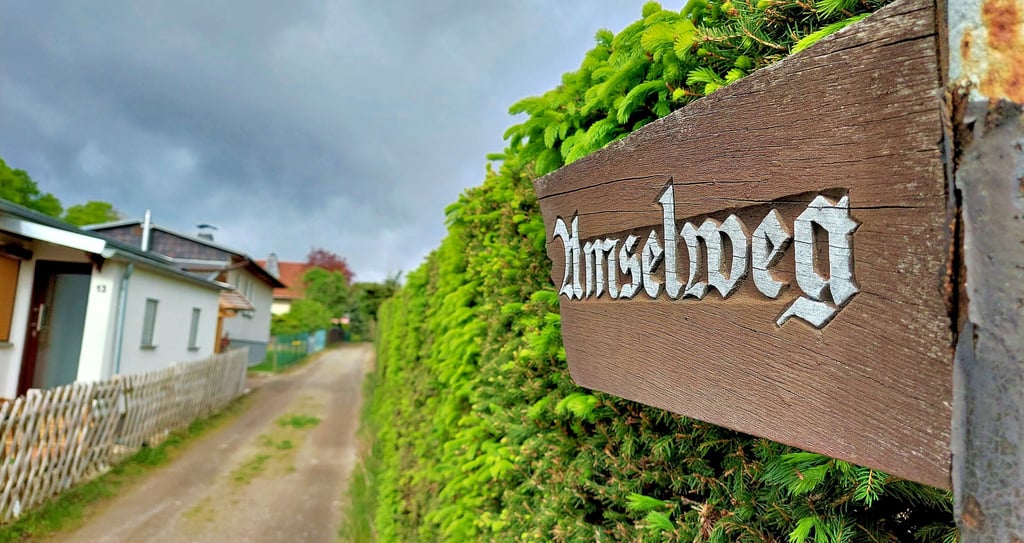 Der Amselweg in Allrode ist nicht offiziell gewidmet. Weil es in Thale eine Straße gleichen Namens gibt, kam es schon oft zu Verwechslungen.