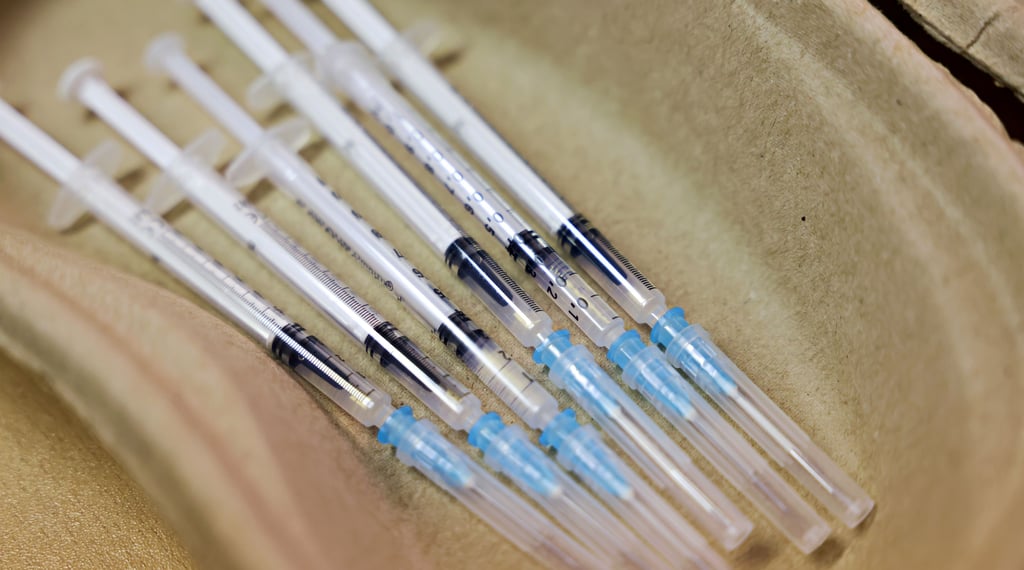 Im Burgenlandkreis gab es bislang 72.623 Erstimpfungen und 34.960 Zweitimpfungen gegen das Coronavirus.
