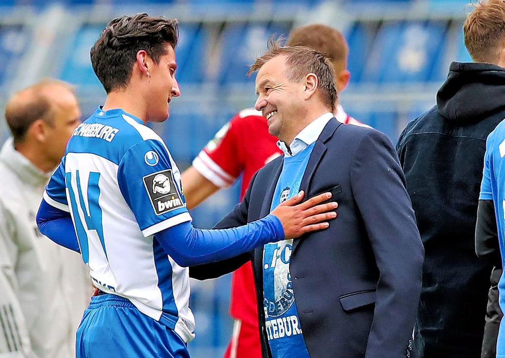 FCM-Sportdirektor Otmar Schork freute sich über die Rückkehr von Maximilian Franzke gegen Unterhaching. Der Offensivmann ist einer von noch sieben Spielern, die vor einer ungewissen Zukunft stehen.