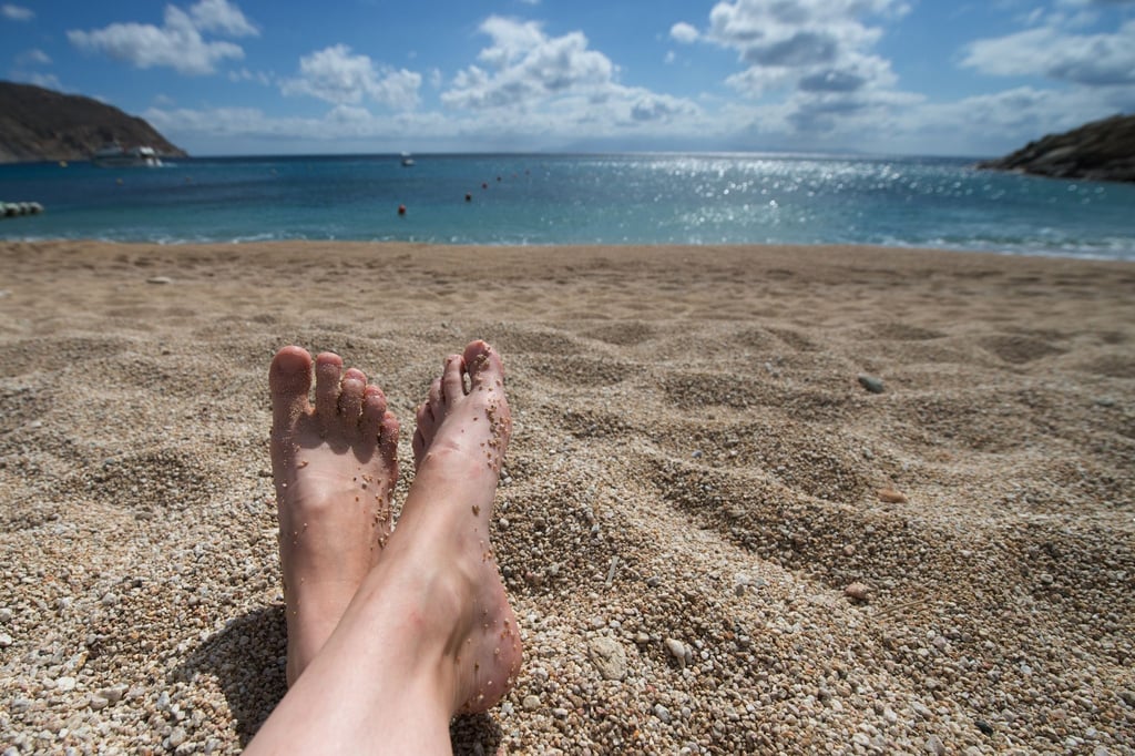 Wer sorgenfrei seinen Urlaub im Ausland genießen will, sollte unbedingt eine gute Reiseversicherung abgeschlossen haben.