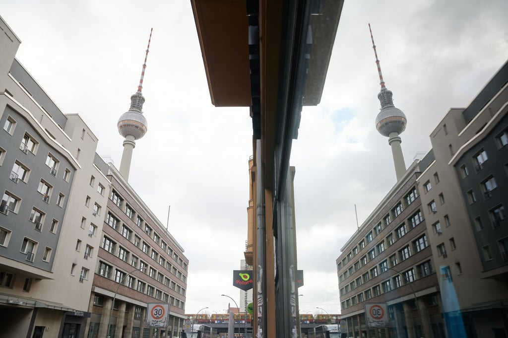 Der Fernsehturm ist in Sichtweite vieler Mietwohnungen.