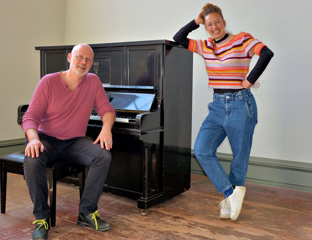 Freuen sich auf das Abschlusskonzert der Musikfesttage KlangArtVision, das am Sonntag aus der Klaussynagoge Halberstadt ins Internet übertragen wird: Komponist Christoph Ogiermann und Sopranistin Sarah Maria Sun.