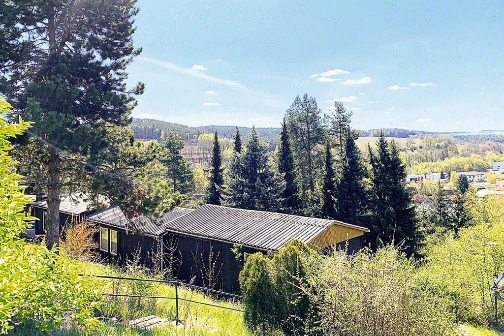 Feriendorf mit 42 Bungalows in Königsee OT Rottenbach / Mindestgebot 98.000 Euro