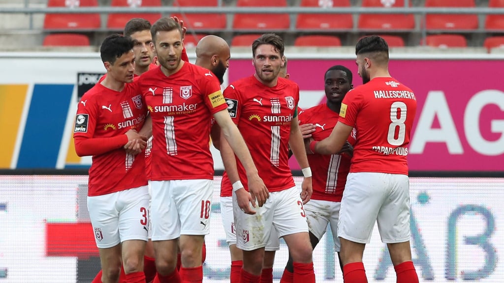 Jubeln die HFC-Profis am Mittwochabend daheim über den Klassenerhalt in der 3. Liga?