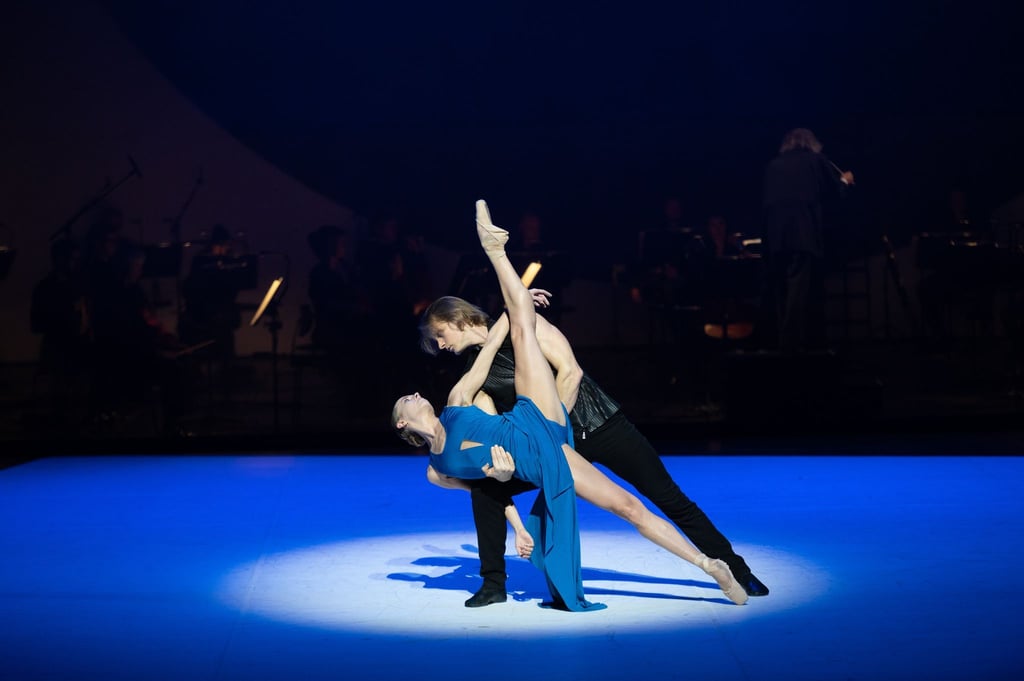 Die Tänzer Anna Laudere und Edvin Revazov bei einer Fotoprobe des „„Beethoven-Projekt II“ von John Neumeier.