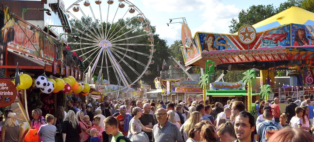 Zehntausende Besucher lockt der Havelberger Pferdemarkt alljährlich ins Mühlenholz. Ein beliebtes Ziel ist dabei der Rummel mit rund 100 Fahrgeschäften und Versorgungsständen.