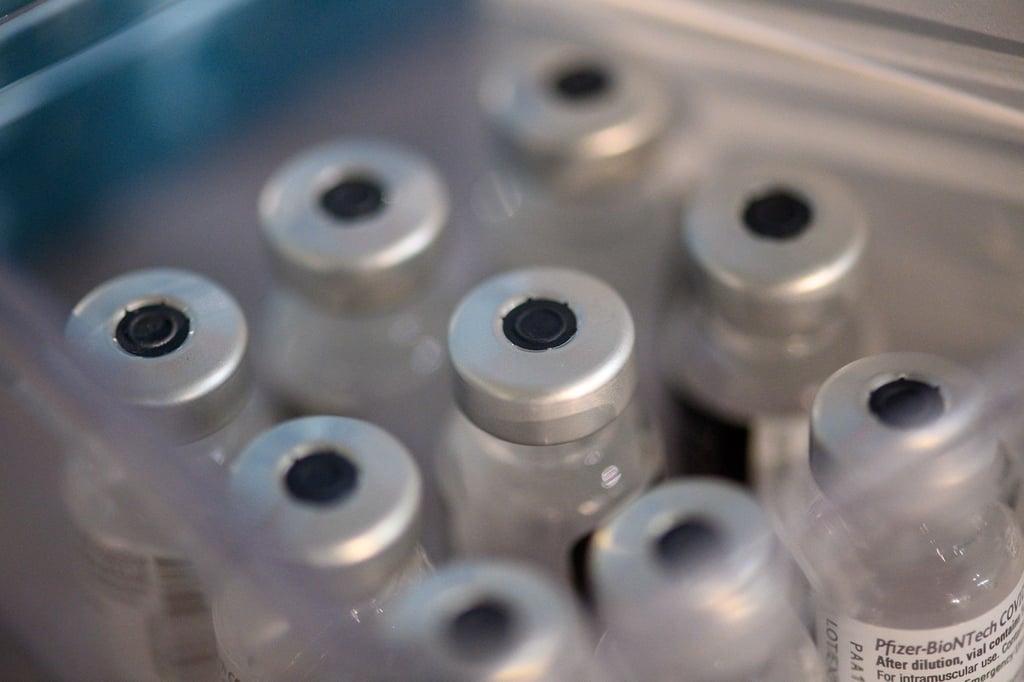 Ampullen, aus denen der Impfstoff von Biontech-Pfizer verimpft wurde.