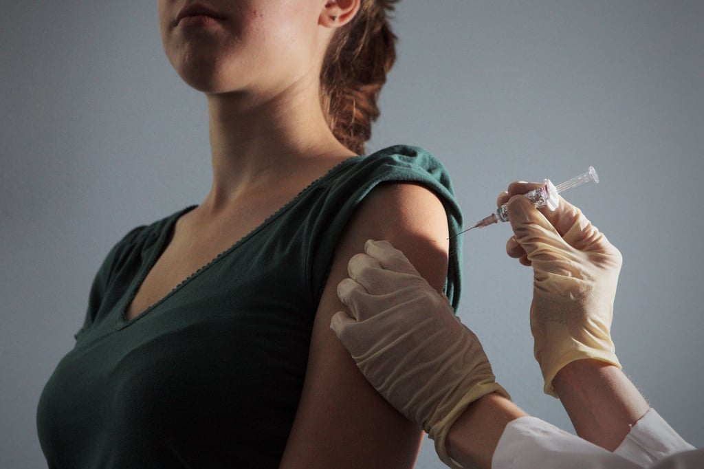 Die Impfung von Kindern und Jugendlichen gegen das Coronavirus bringt bringt auch im Altmarkkreis Salzwedel Eltern in die Zwickmühle.