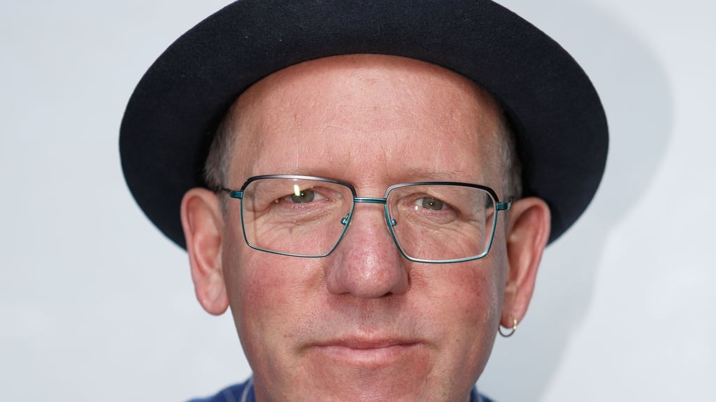 Heiko  Prüfe ist 50 Jahre alt, selbstständiger Unternehmer in Zeitz, seit 15 Jahren in einer festen Beziehung. 