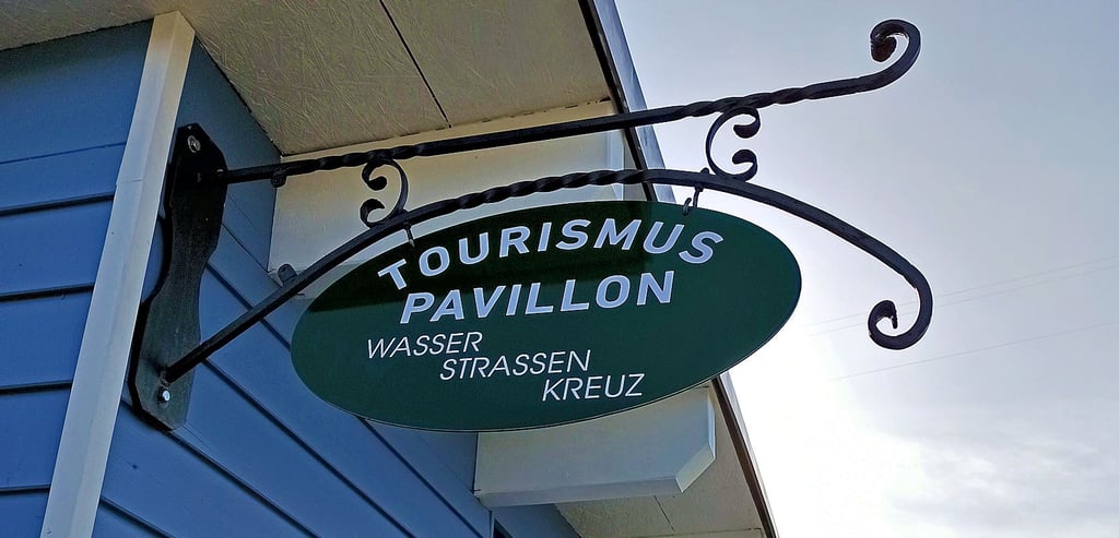 Der Tourismuspavillon an der Trogbrücke in Hohenwarthe könnte durch einen Neubau ersetzt werden.