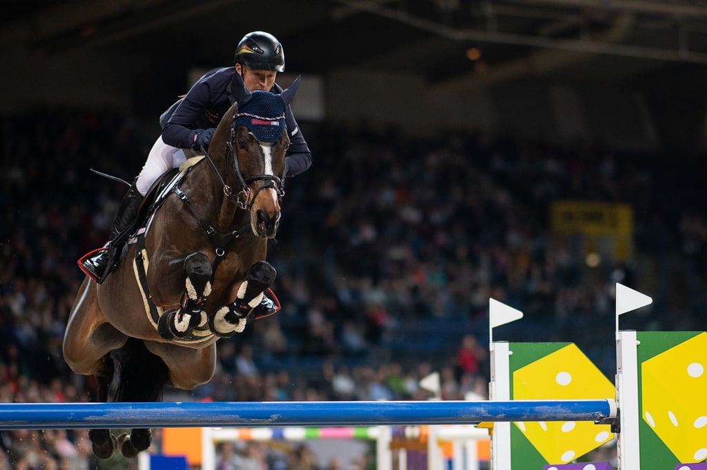 Hat im Großen Preis zum Abschluss des internationalen Reitturniers in Mannheim gewonnen: Michael Jung.