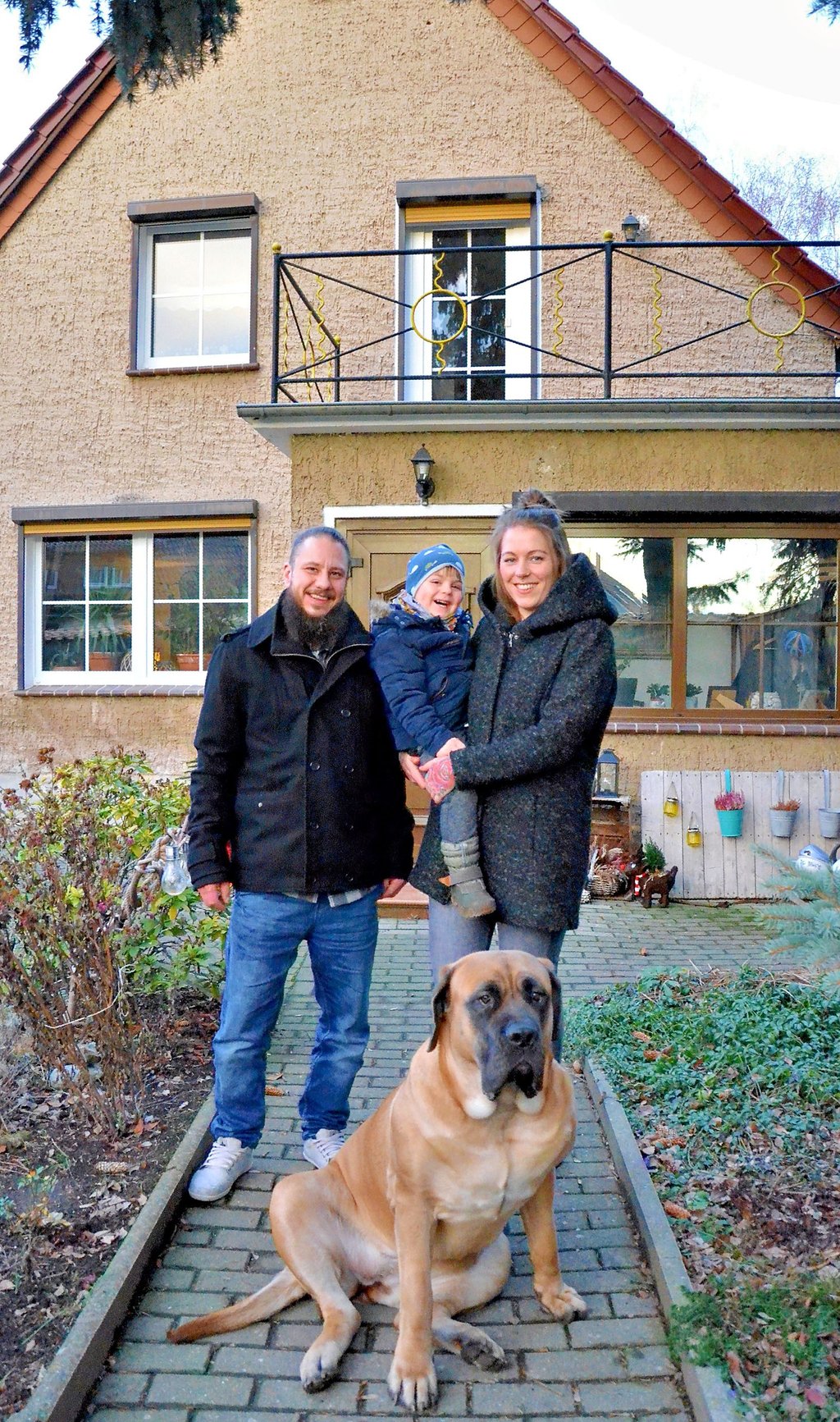 Seit zwei Jahren leben Jule Laube, Peter Jankowiak und der kleine Kurt in Atzendorf. Der Kauf des Hauses von einer älteren Dame ist für sie bis heute die richtige Entscheidung und ein echter Glücksfall.