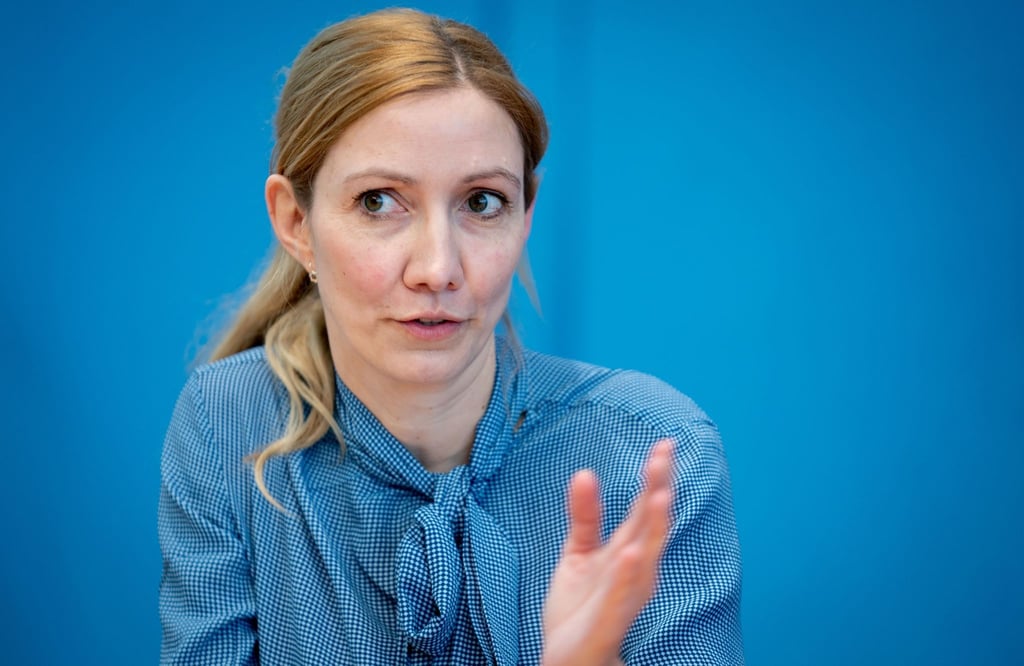 Sandra Ciesek sieht Deutschland „auf dem richtigen Weg“ aus der Pandemie.