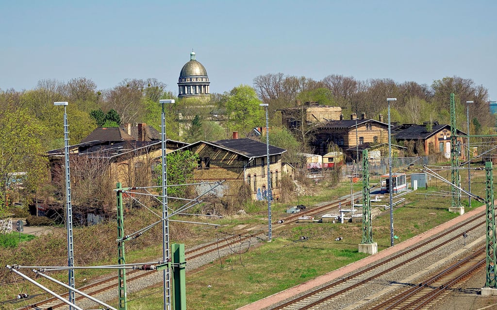 Das ehemalige Bahngelände soll Tierparkgelände werden. Das sieht das Tierparkkonzept 2030 vor.