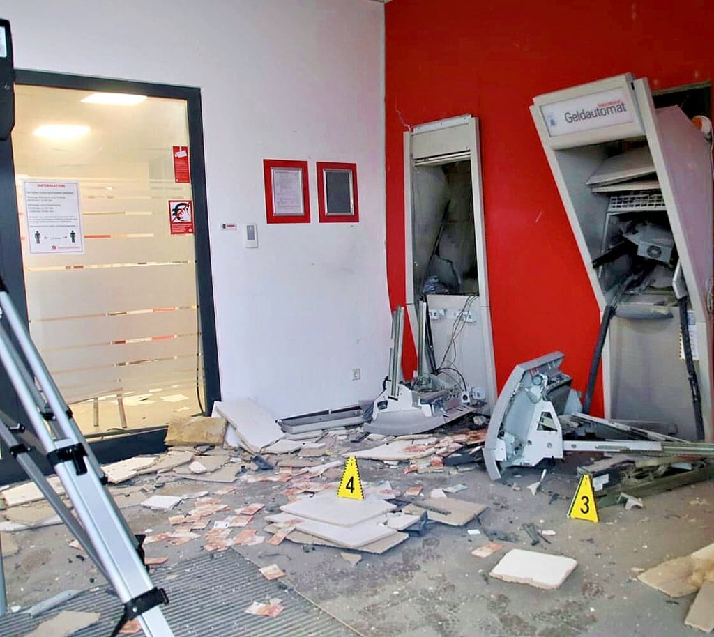 Am 1. April wurden in Halle zwei Geldautomaten gesprengt.