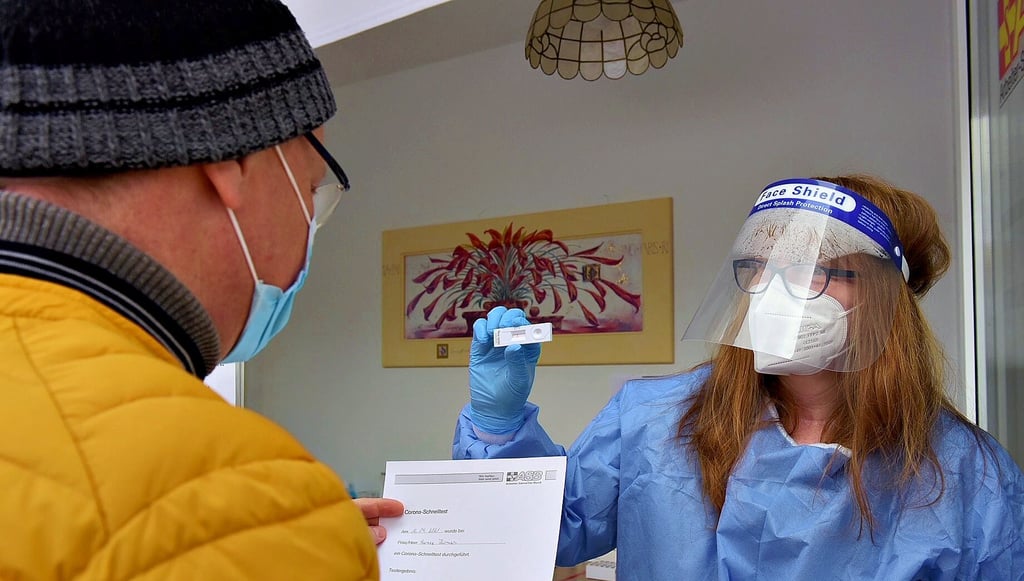 Coronatests werden derzeit stark nachgefragt. Deswegen werden in den nächsten Tagen und Wochen mehrere Testzentren im Kreis entstehen.