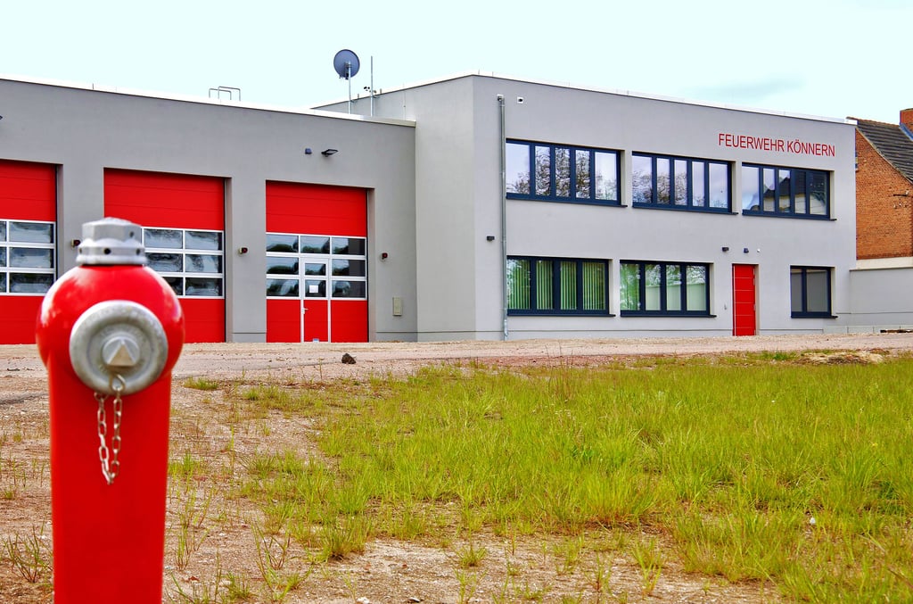 Demnächst sollen die Arbeiten am Außengelände des neuen Feuerwehrgerätehauses in Könnern beginnen.