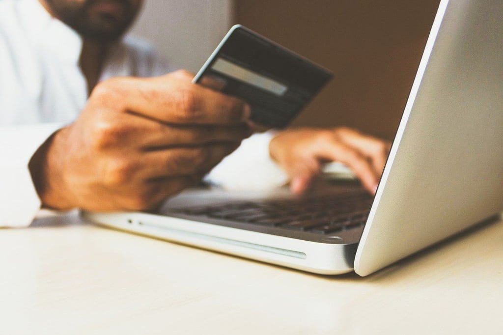 Onlineshopping soll unkompliziert und komfortabel sein. Dann macht es Spaß und Kunden kommen gerne wieder.