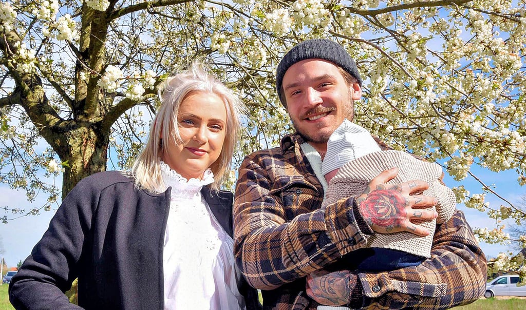 Lea Matthei und Eric Gaida sind stolze Eltern von Söhnchen Bodi. Auf manches Angebot, was Eltern in Nicht-Corona-Zeiten unterbreitet wird, mussten auch sie verzichten.