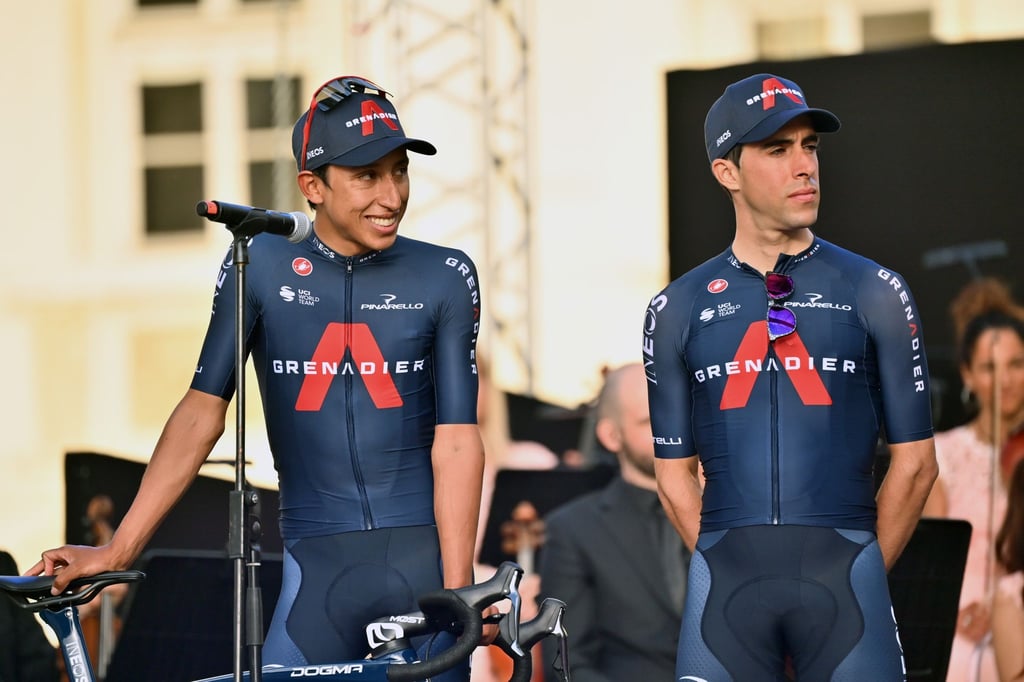 Hält sein Rücken, will er beim Giro voll angreifen: Egan Bernal (l).