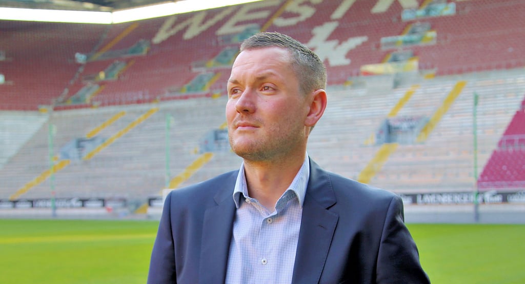 Jörg Wassmann im Fritz-Walter-Stadion in Kaiserslautern.