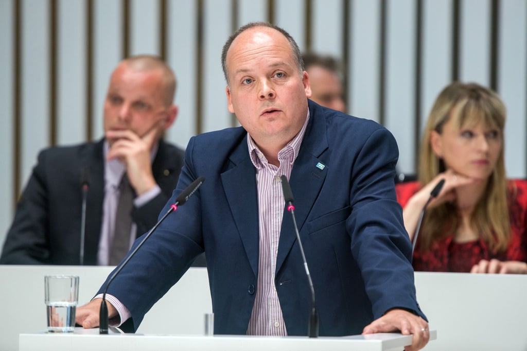 Der Landtagsabgeordnete Henning Foerster aus der Fraktion der Linken bei einer Landtagssitzung.