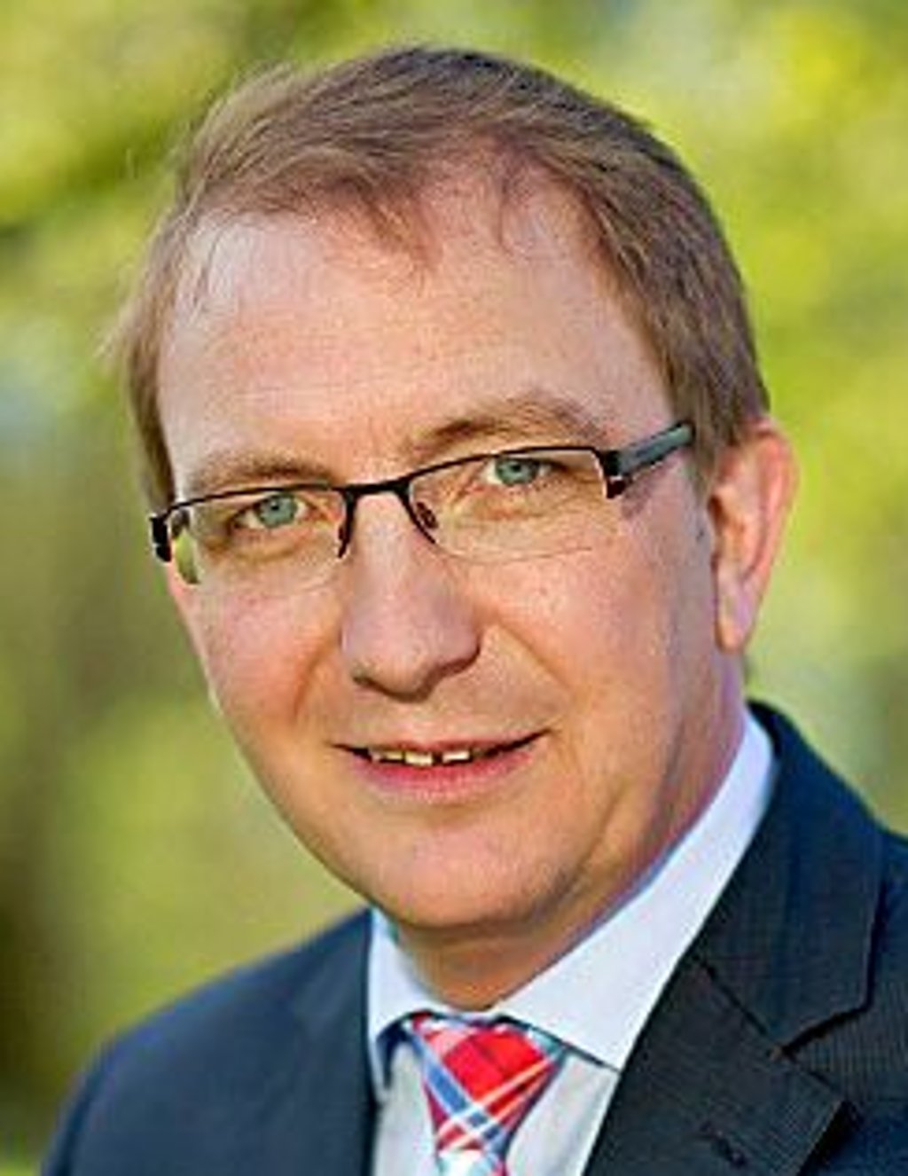 Markus
Bauer