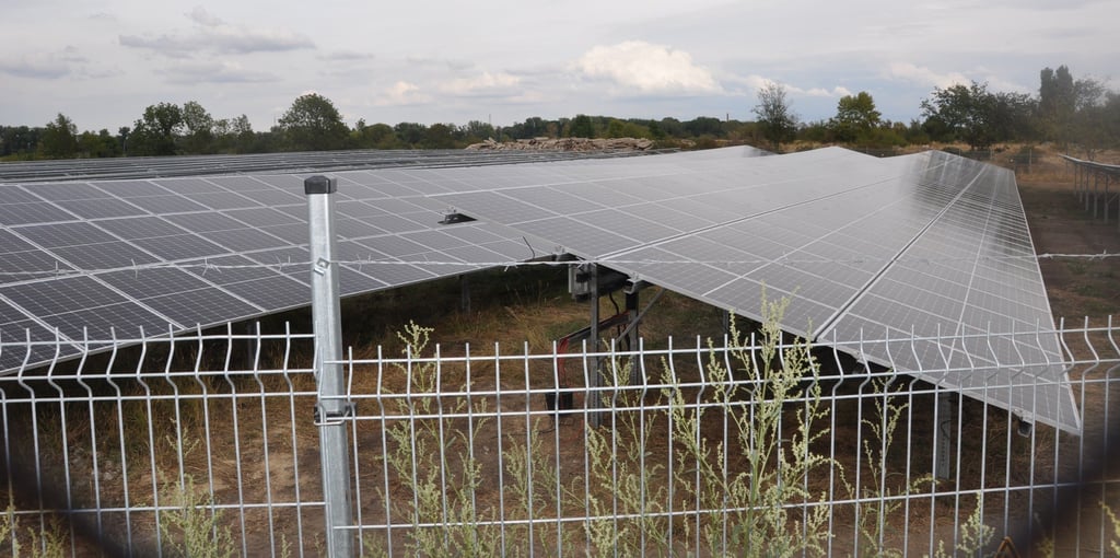 Ein solcher Solarpark könnte bei Satuelle entstehen - wenn es die Einwohner denn auch wollen.