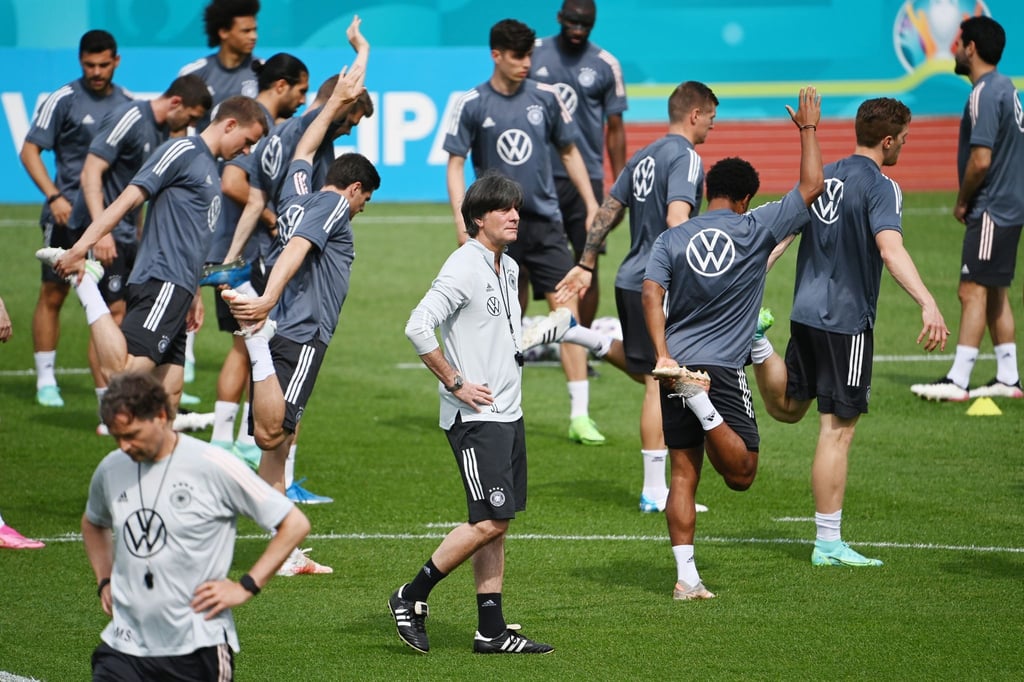 Für Bundestrainer Joachim Löw und das DFB-Team geht es in die Finale Phase vor dem EM-Start.